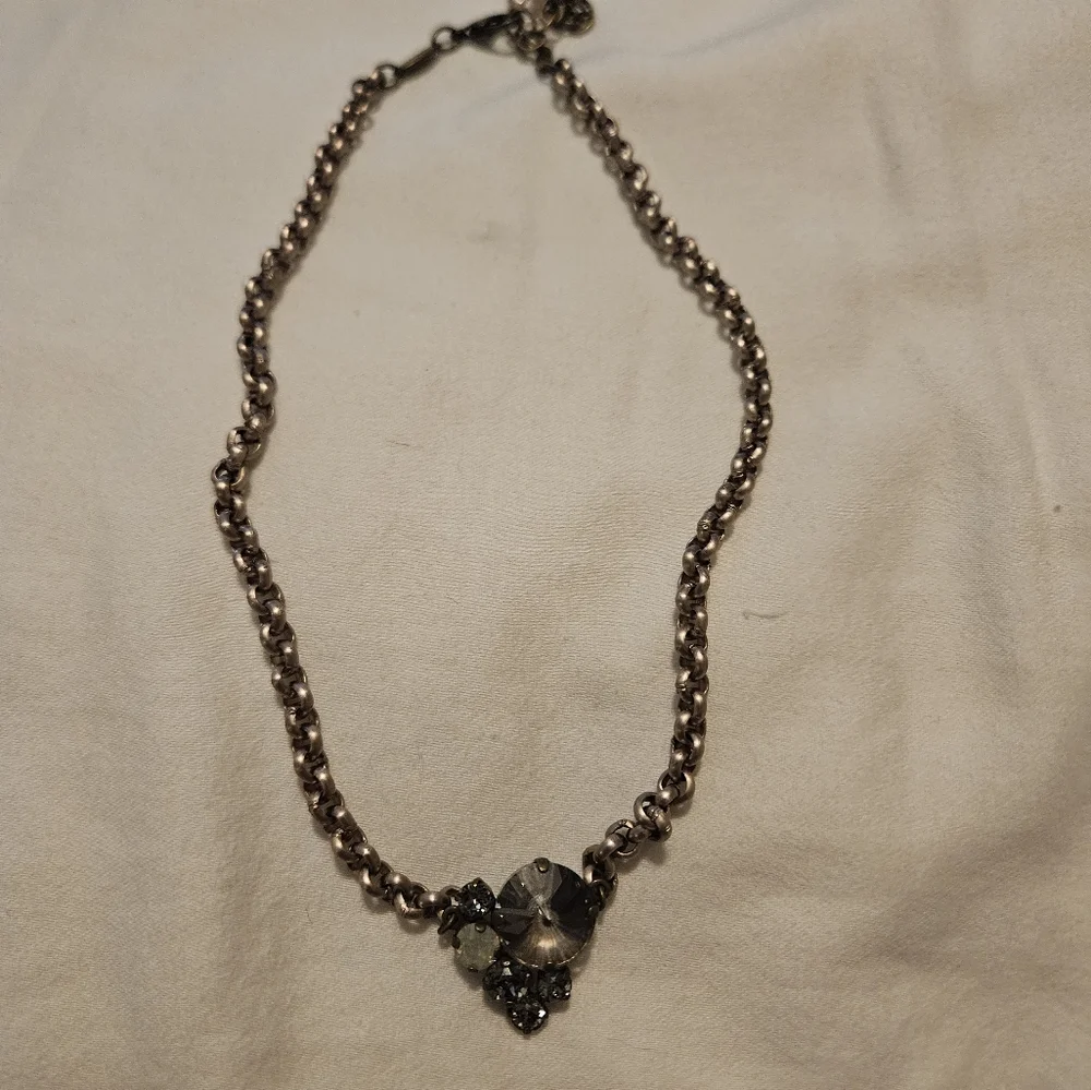 Sabika Elegant Silver Necklace - Picture 1 of 3